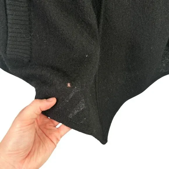 Clothes by Revue Black 100% Wool Sweater Poncho Pockets FLAW Womens Size Medium - Picture 4 of 9